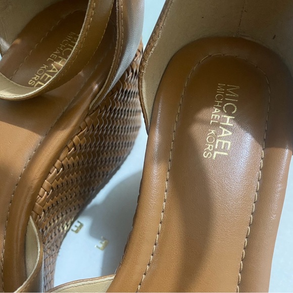 Michael Kors Desiree Wedge Sandals – Size 8 Women - Picture 5 of 8